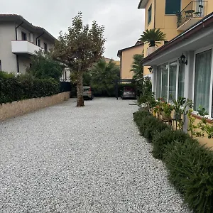 Casa Versilia Marina di Massa